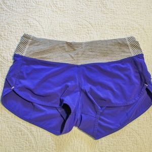 Lululemon Speed Up Short 2.5" Size 4 Blue